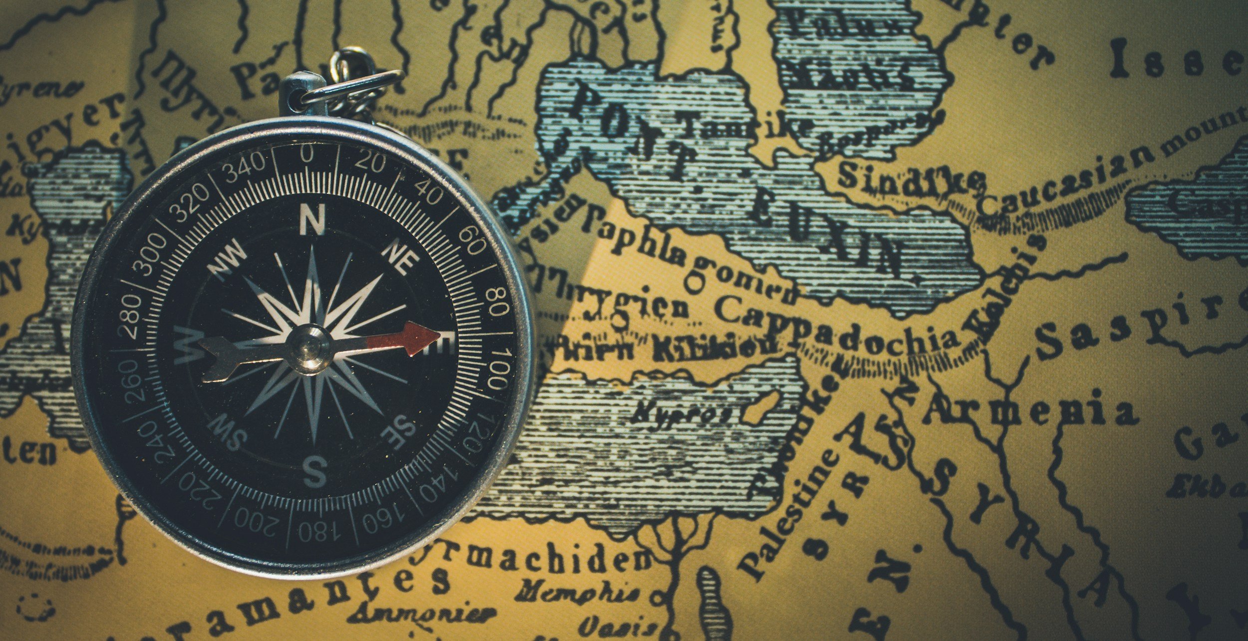 map image with compass
