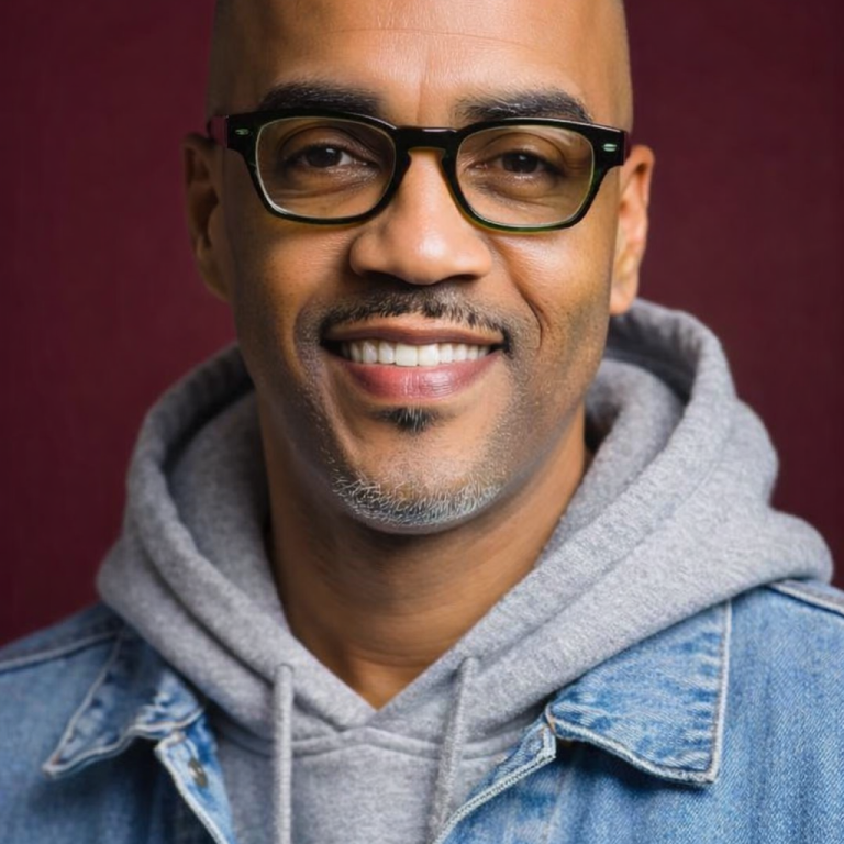 Isaac King Headshot Photo