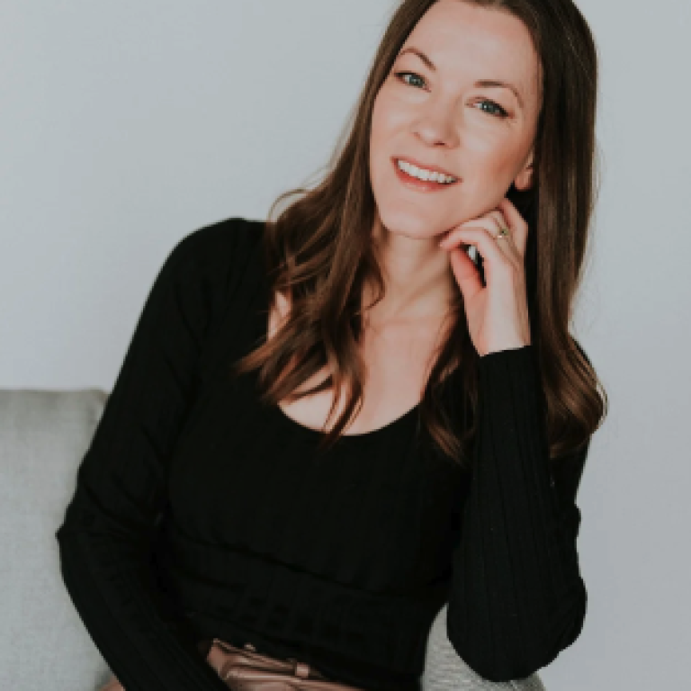 Dallis Luna therapist - GTWC